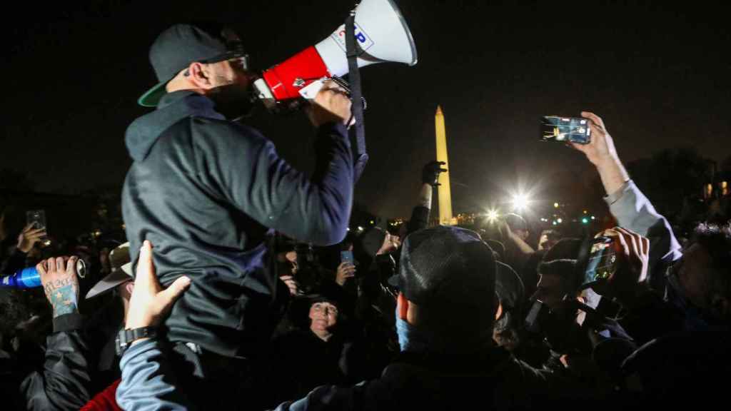 Enrique Tarrio durante una protesta en Washington en diciembre.