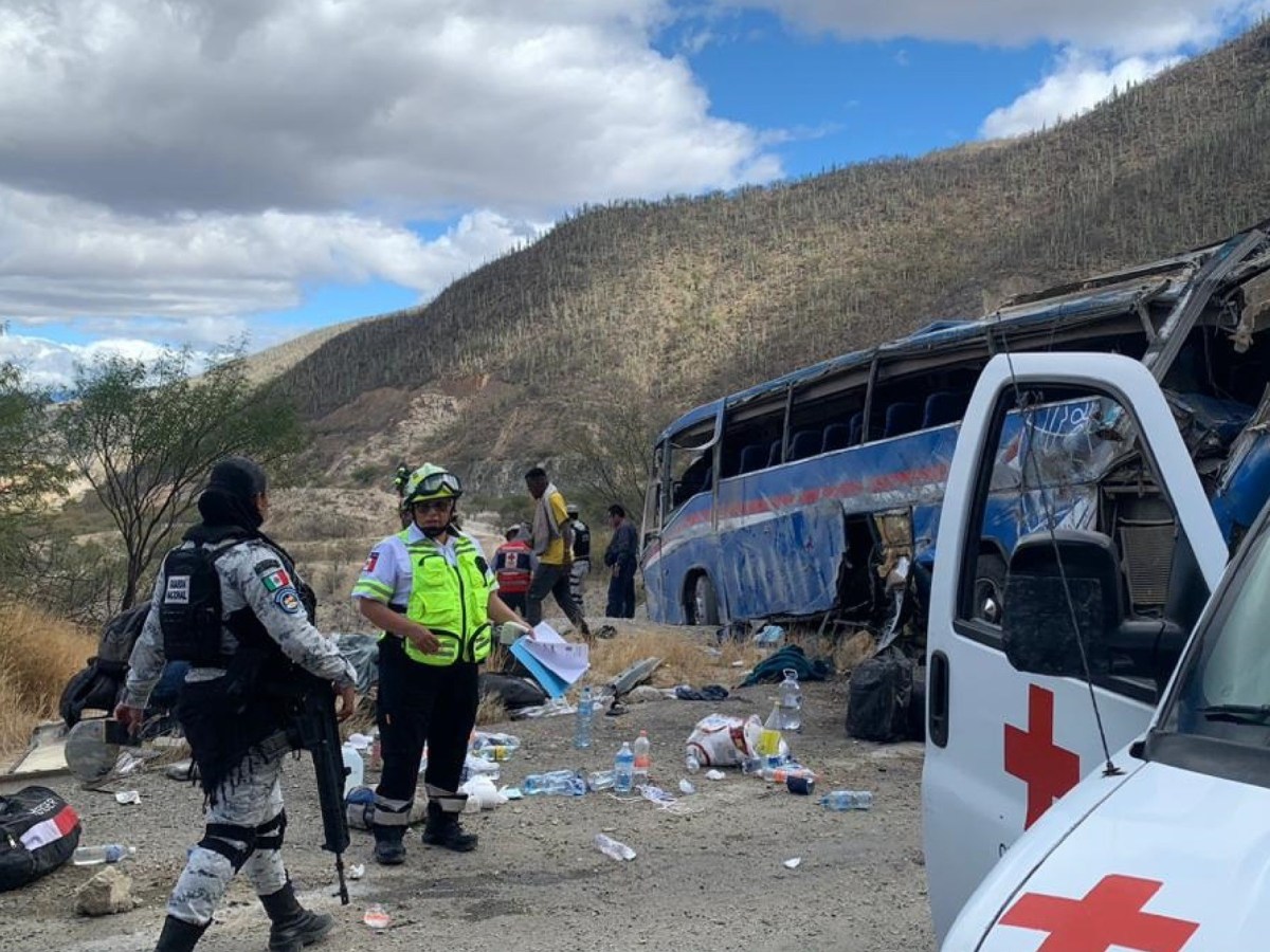 13 migrantes muertos por un accidente de autobús en México