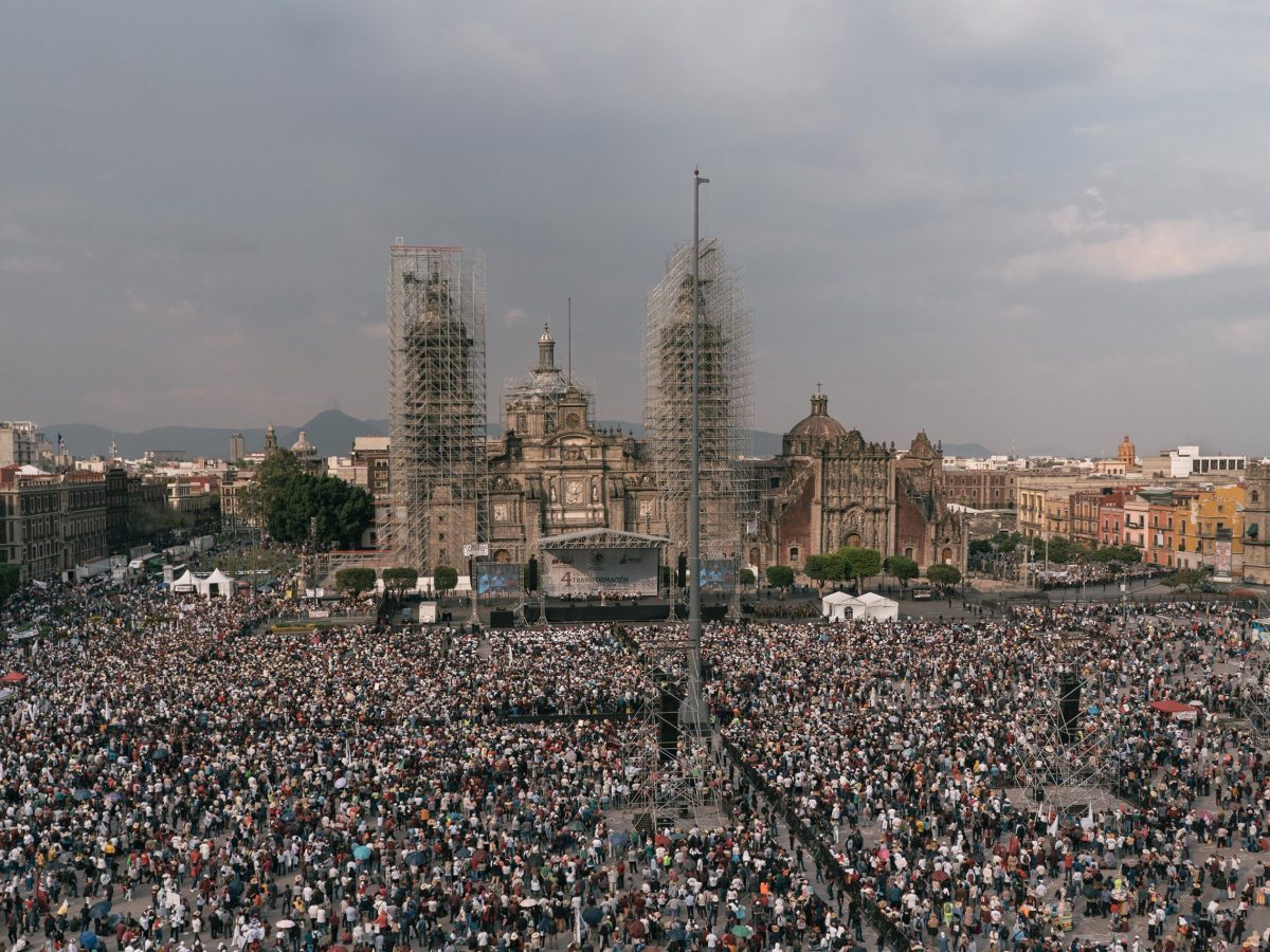 La democracia mexicana, que costó tanto trabajo, está en peligro