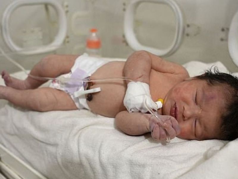 Aya: la bebé siria que nació entre los escombros del terremoto