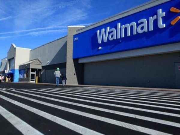 Walmart cerrará sus dos últimas tiendas en Portland, Oregón
