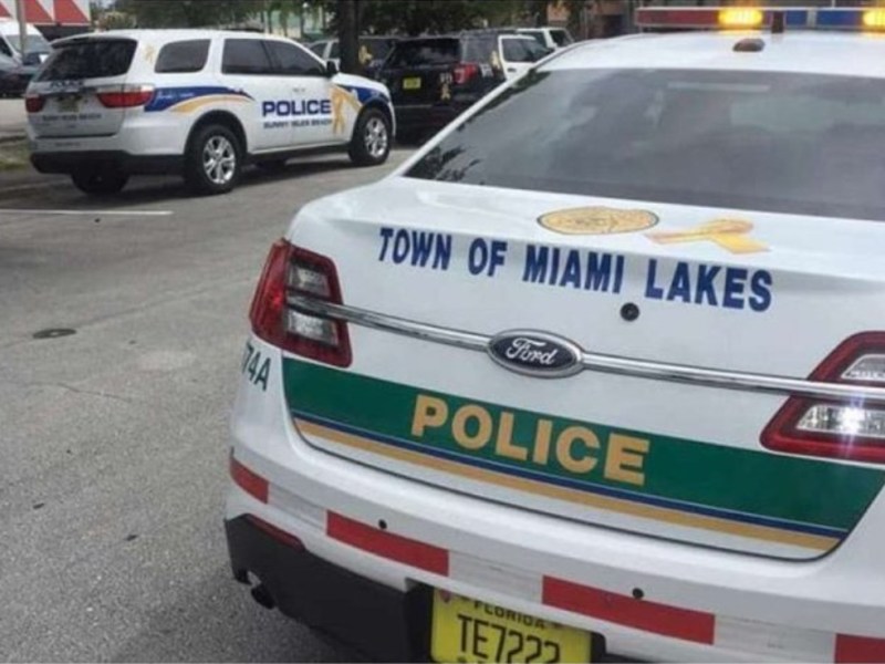 Encuentran cinco muertos dentro de casa de Miami Lakes en lo que parece un homicidio suicidio