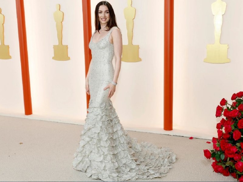 Estos son los mejores looks de la alfombra champagne de los Óscar