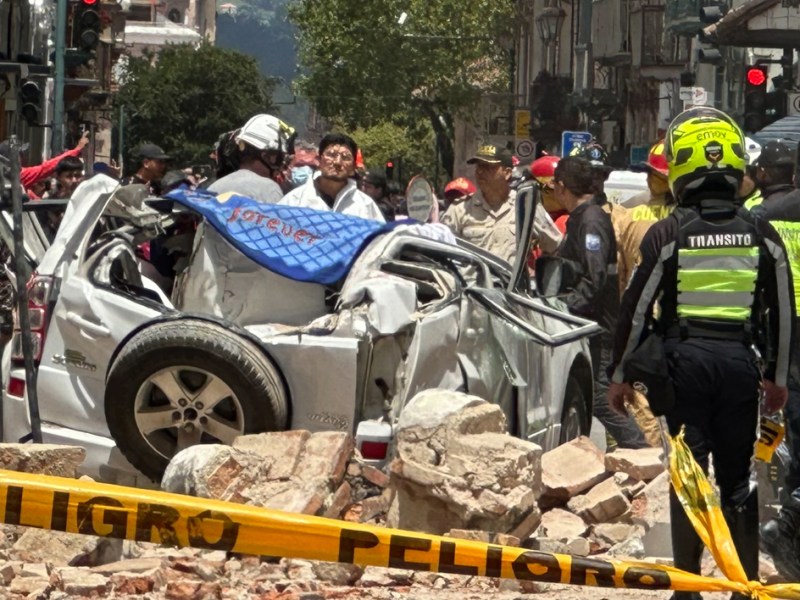 Al menos cuatro muertos tras terremoto de magnitud 6.7 en Ecuador