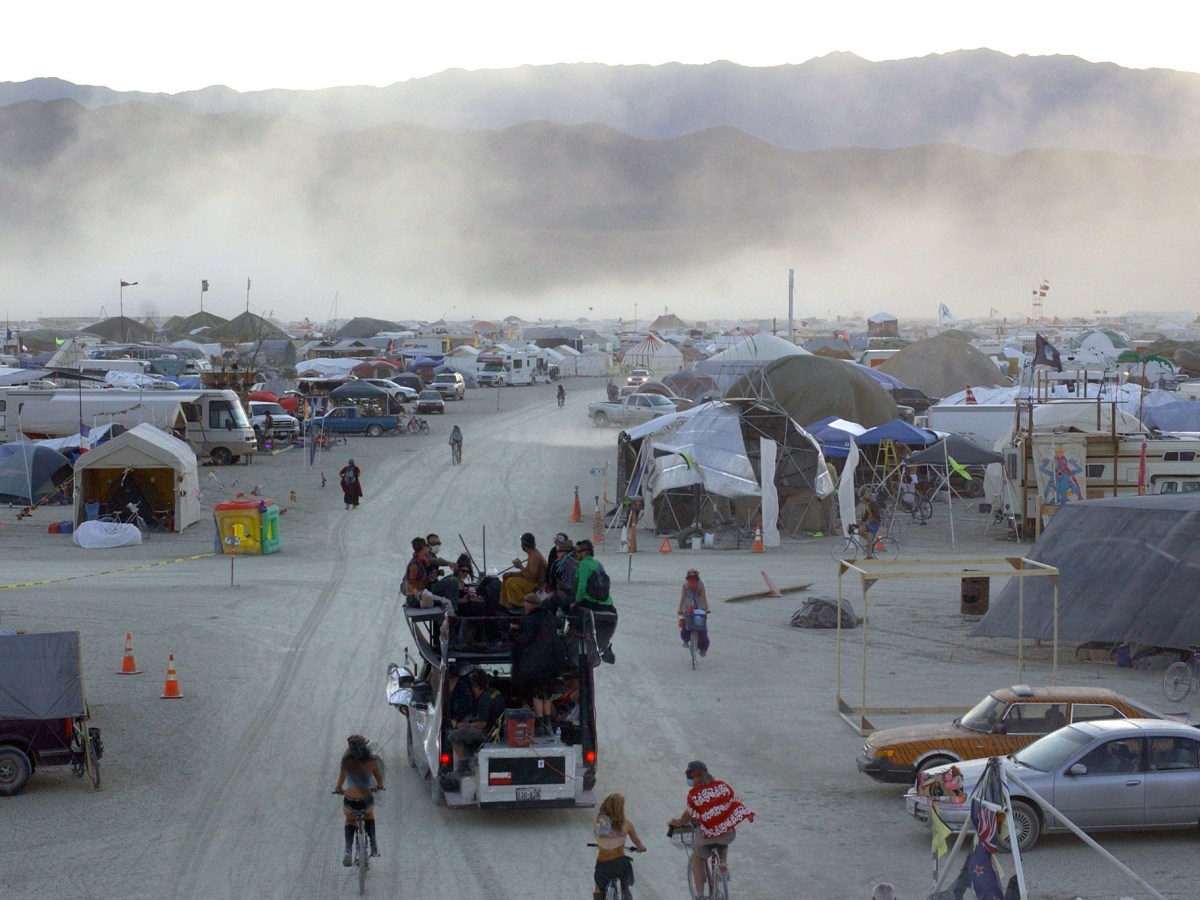 Autoridades confirman una muerte en el festival Burning Man en Nevada